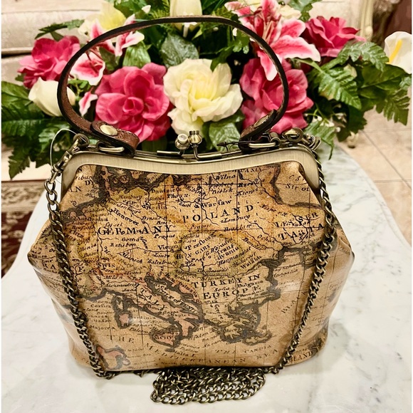 Patricia Nash Laureana European Map Collection - Picture 3 of 10